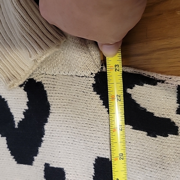 NWT Janice Apparel large heavyweight super soft leopard print cardigan - Picture 6 of 9